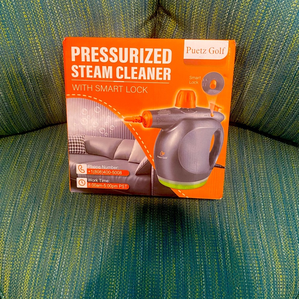 Pressurized steam cleaner